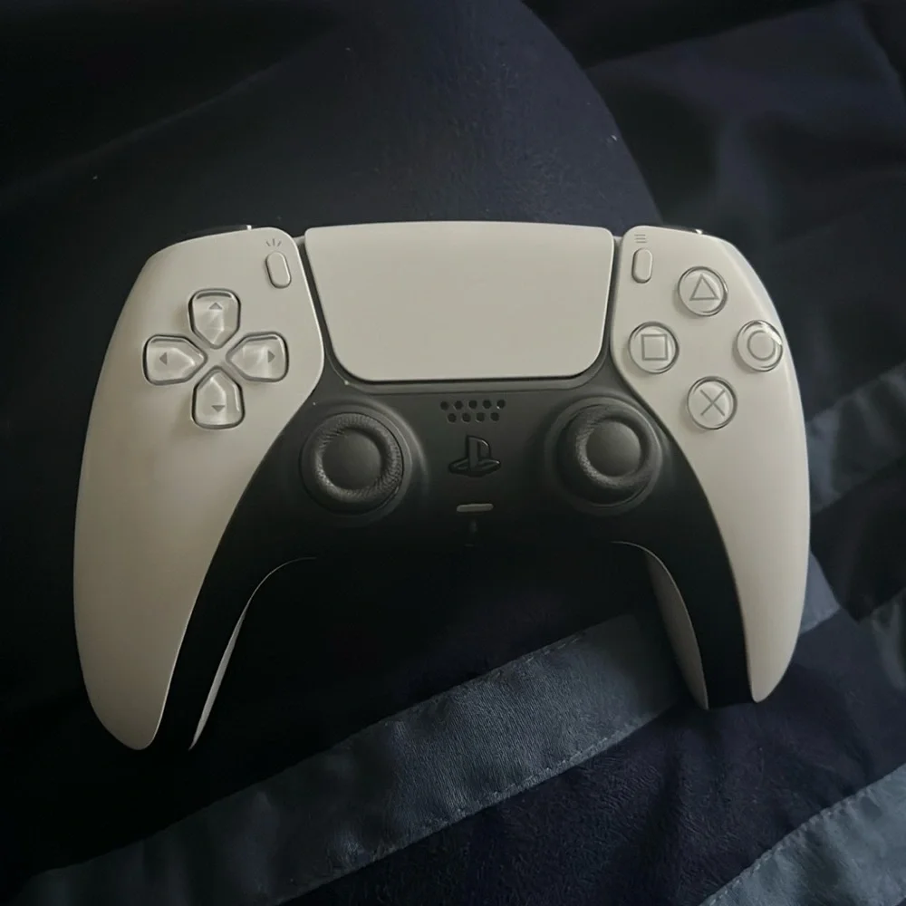 PS5 controller , Mint condition